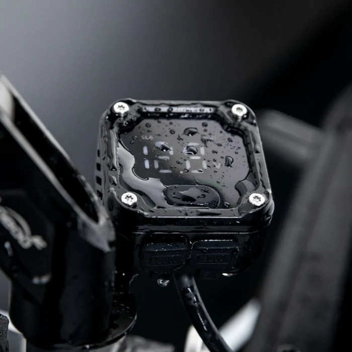 LOBOO Ładowarka dwukierunkowa (ładowanie, monitorowanie, regeneracja akumulatorów), wodoodporna, aluminiowy korpus