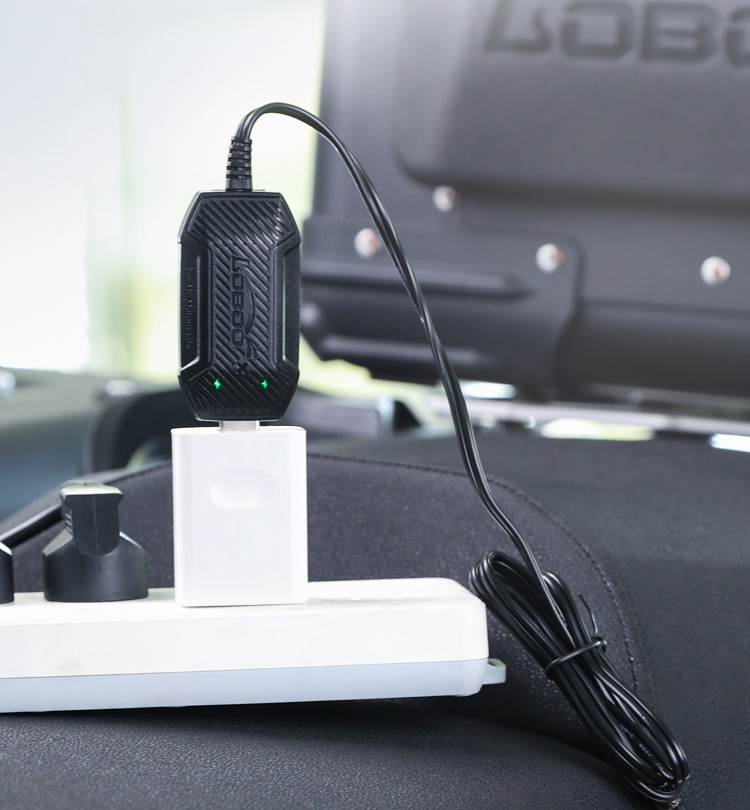 LOBOO Inteligenta Mini ładowarka do akumulatorów 12V (kwasowe, żelowe, litowe), USB