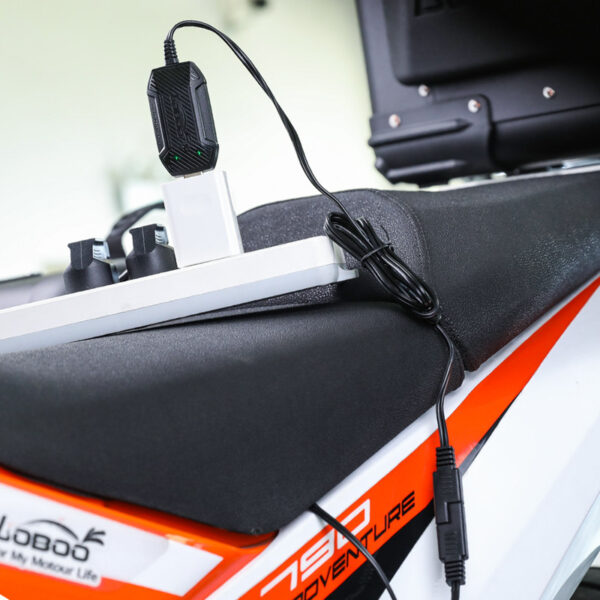 LOBOO Inteligenta Mini ładowarka do akumulatorów 12V (kwasowe, żelowe, litowe), USB