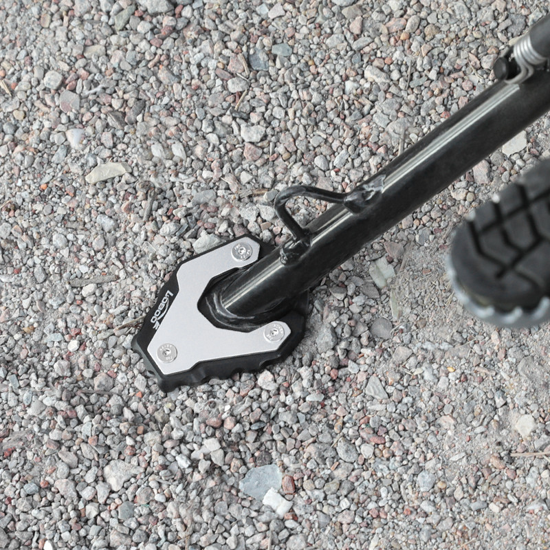 LOBOO Nakładka na stopkę boczną, aluminiowa do KTM690, KTM790 Adventure, KTM790 Adventure R, KTM890 Adventure R, KTM1050, KTM119