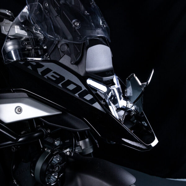 loboo-oslona-przedniego-reflektora-do-bmw-r1300gs-2024- LOBOO Osłona przedniego reflektora do BMW R1300GS (2023-), przyciemniana
