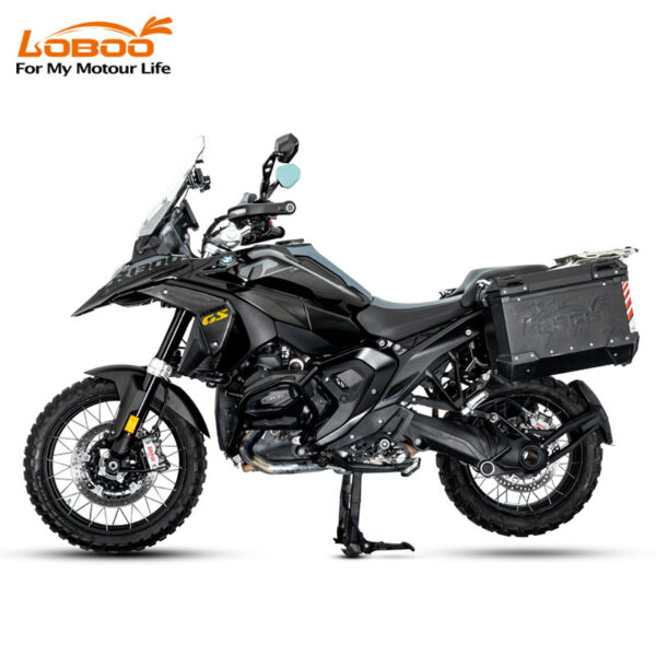LOBOO Panel chłodnicy z włókna węglowego (czarny mat) do BMW R1300GS (2023-)