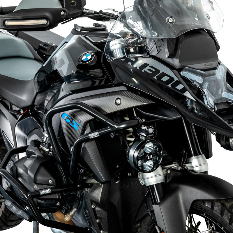 LOBOO Panel chłodnicy z włókna węglowego (czarny połysk) do BMW R1300GS (2023-)