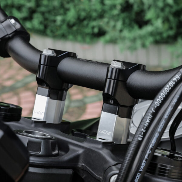 loboo-podwyzszenie-kierownicy-do-ktm690-enduror-ktm790-ktm890-ktm1050-ktm1090-ktm1190-ktm1290-super-adventur-cjg221sl LOBOO Podwyższenie kierownicy do KTM690 ENDURO/R, KTM790, KTM890, KTM1050 , KTM1090 , KTM1190 , KTM1290 (srebrne)