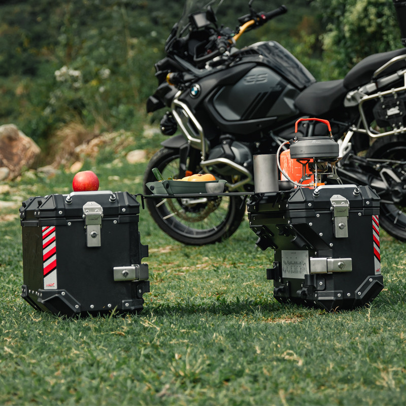 LOBOO Składany blat stołu do kufrów bocznych - aluminium