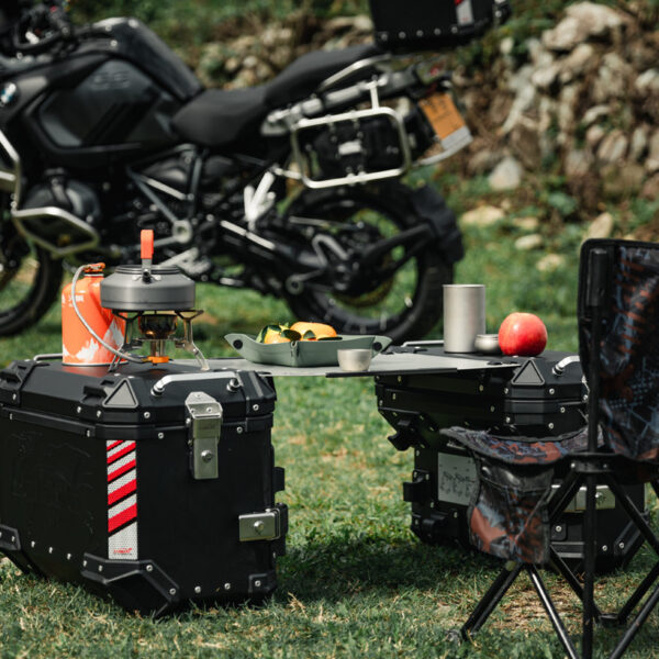 LOBOO Składany blat stołu do kufrów bocznych - aluminium